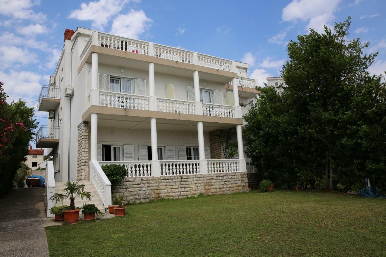 Apartment And Rooms Villa Kolonada Vodice Buitenkant foto