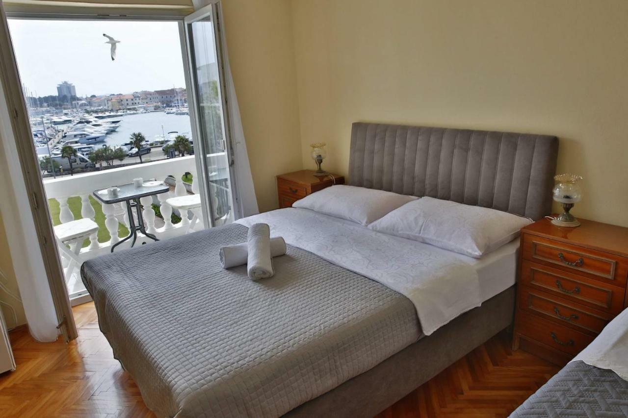 Apartment And Rooms Villa Kolonada Vodice Buitenkant foto